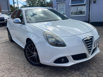 Alfa Romeo Giulietta 1.4 TB MultiAir Sportiva Hatchback 5dr Petrol Manual Euro 5 (s/s) (170 bhp)