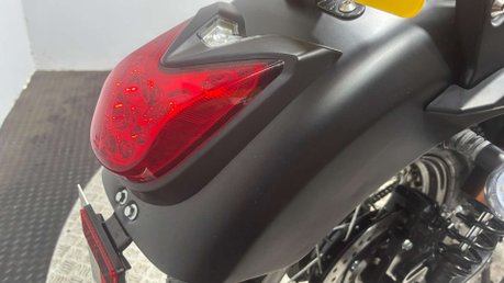 Sinnis Hoodlum 125 2019 ONLY 200 MILES NEW MOT SERVICED 125CC CRUISER BIKE 38