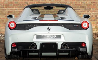 Ferrari 458 Speciale Aperta 5