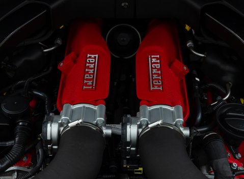 Ferrari Portofino 38