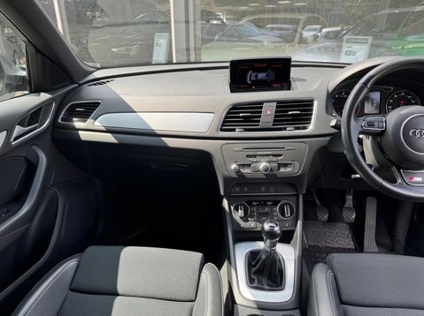 Audi Q3 TFSI S LINE 14