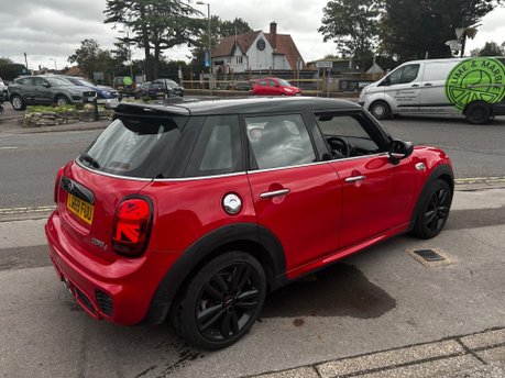 Mini Hatch 2.0 Cooper S Sport Steptronic Euro 6 (s/s) 5dr 8