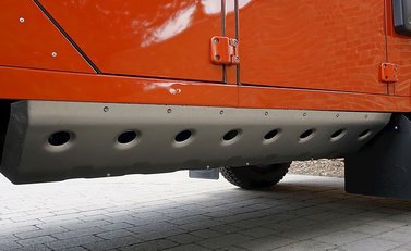 Land Rover 110 Adventure 12