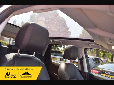 Land Rover Discovery Sport 2.0 Discovery Sport HSE Edition4 5dr 58