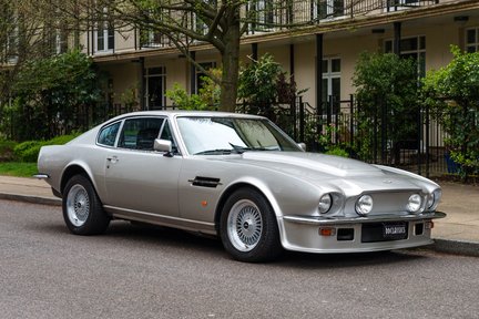 Aston Martin V8 Vantage X-Pack RESTORED 2