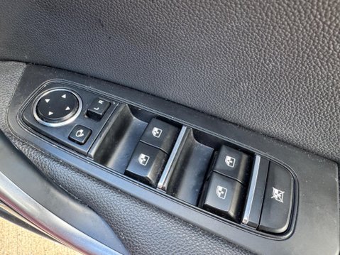Kia Xceed 1.6 GDi 8.9kWh 4 DCT Euro 6 (s/s) 5dr 35