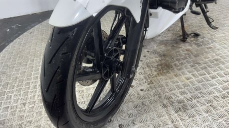 Keeway RKS 2018 4K PROJECT BIKE LEARNER BIKE SPARES OR REPAIR 125CC 16