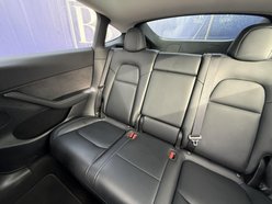 Tesla Model Y (Dual Motor) Long Range SUV 5dr Electric Auto 4WDE (384 bhp) 27
