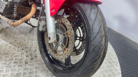 Suzuki SV650 2006 21K RUNNING PROJECT BIKE 650CC 1 FORMER OWNER 19