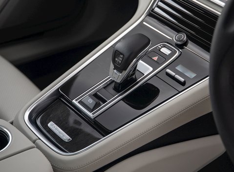 Porsche Panamera Turbo S E-Hybrid 21