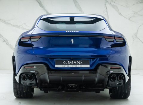 Ferrari Purosangue 8