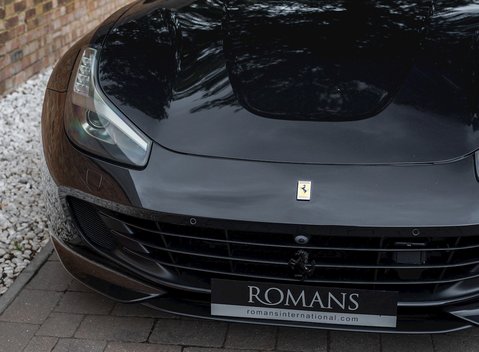 Ferrari GTC4 Lusso 24