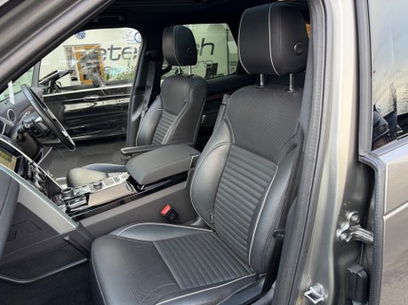 Land Rover Discovery 3.0 SD V6 HSE SUV 5dr Diesel Auto 4WD Euro 6 (s/s) (306 ps) 50