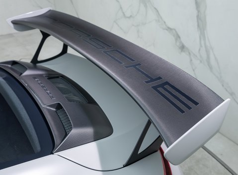 Porsche 911 GT2 RS (991) 42