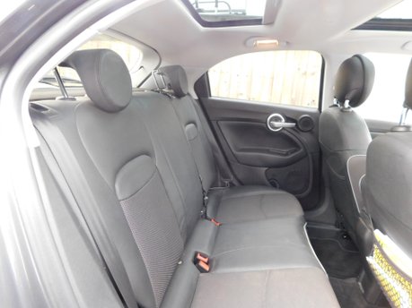 Fiat 500X 1.4 MULTIAIR CROSS PLUS AUTOMATIC 5dr 15