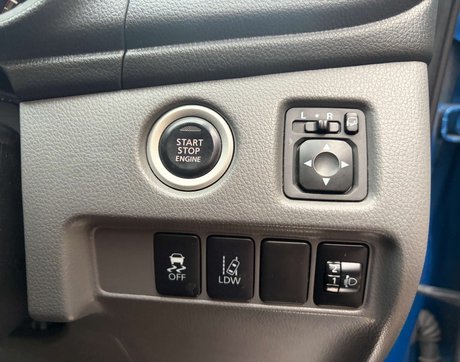 Mitsubishi L200 2.4 L200 Barbarian DI-D Auto 4WD 32