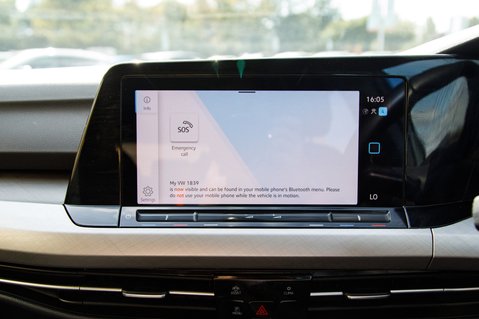 Volkswagen Golf LIFE TSI 24