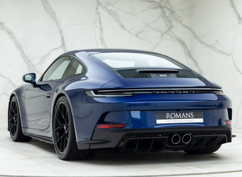 Porsche 911 (992) GT3 Touring 3