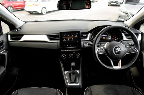 Renault Captur TECHNO E-TECH 3
