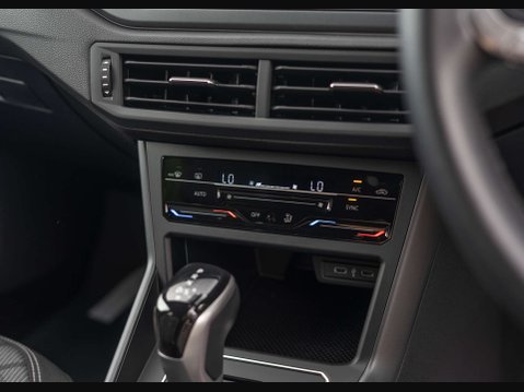 Volkswagen Polo 1.0 Polo R-Line TSI Semi-Auto 5dr 36