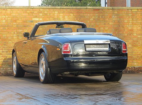 Rolls-Royce Phantom Drophead Coupe 12