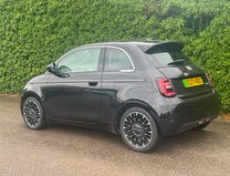 Fiat 500e (Sold) 42kWh Icon Hatchback 3dr Electric Auto (118 ps) 32