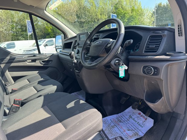 Ford Transit Custom SWB L1H1 Low Roof Leader 300 Sensors EURO 6 17