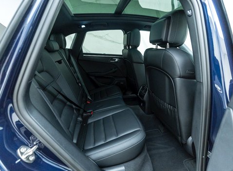 Porsche Macan GTS 14