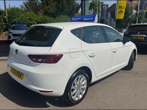 SEAT Leon 1.6 TDI CR SE Euro 5 (s/s) 5dr 7