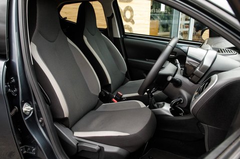 Toyota Aygo VVT-I X-TREND TSS 32