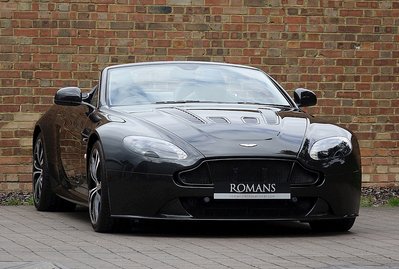Aston Martin V12 Vantage S Roadster