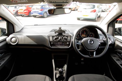 Volkswagen Up R-LINE 3