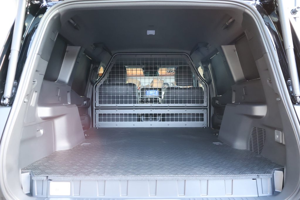 Toyota Land Cruiser COMMERCIAL with the best seat conversion in the uk from seeker  15