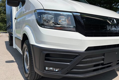 MAN TGE 3.160 Lwb Curtain Side Truck - Air Con / Cruise / 3.5t Towing 20