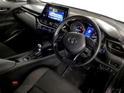 Toyota C-HR 1.8 VVT-h Icon SUV 5dr Petrol Hybrid CVT Euro 6 (s/s) (122 ps) Air Con - Al 12