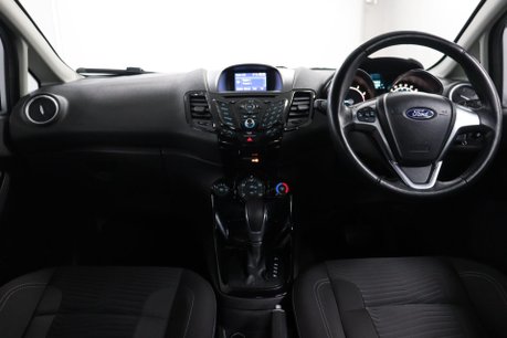 Ford Fiesta ZETEC 38