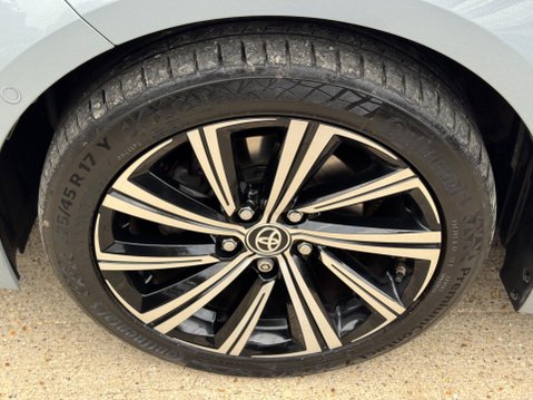 Toyota Corolla 1.8 VVT-h Design Touring Sports CVT Euro 6 (s/s) 5dr 53