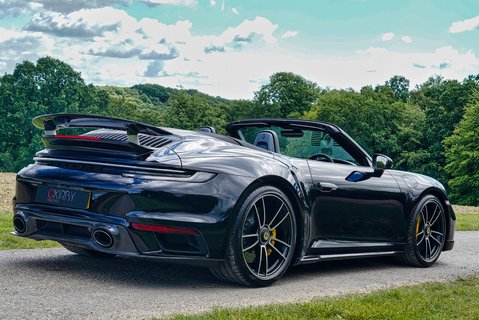 Porsche 911 TURBO S PDK 4