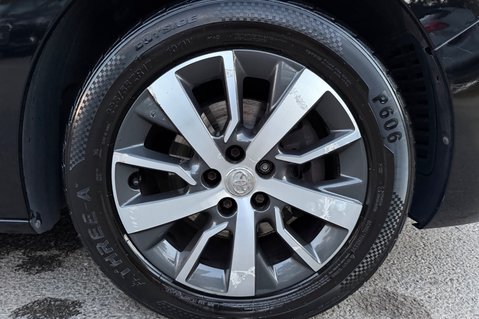 Toyota Proace Verso D-4D L2 VIP - 7 SEATER - AUTOMATIC  69
