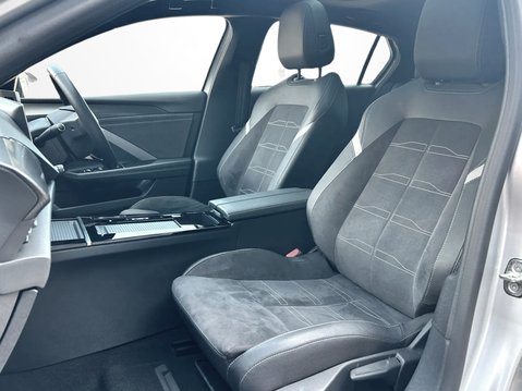 Vauxhall Astra 115kW Ultimate 54kWh 5dr Auto 21