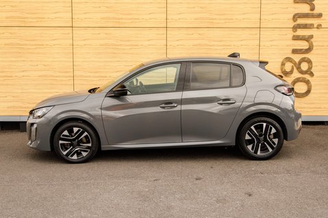 Peugeot 208 PURETECH ALLURE S/S 13