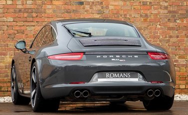 Porsche 911 (991) 50th Anniversary Edition 3