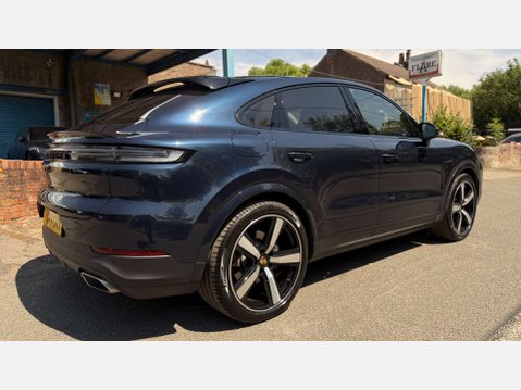 Porsche Cayenne 3.0 Cayenne V6 E-Hybrid Auto 4WD 4dr 17