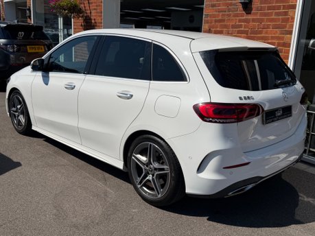 Mercedes-Benz B Class B 220 4MATIC AMG LINE PREMIUM 10