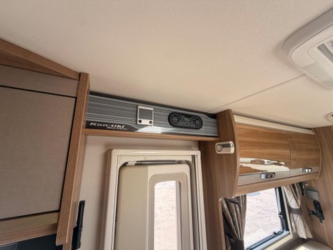 Swift Kon-Tiki 649 Black Edition 50 MULTIJET 15