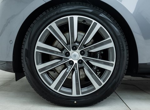 Land Rover Range Rover P550e Autobiography 29