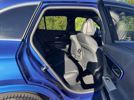 Mercedes-Benz GLC GLC 300D 4M MHEV AMG Line Premium Auto Diesel MEMORY SEATS/360 CAM/SAT NAV 30