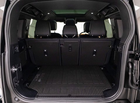 Land Rover Defender X 29