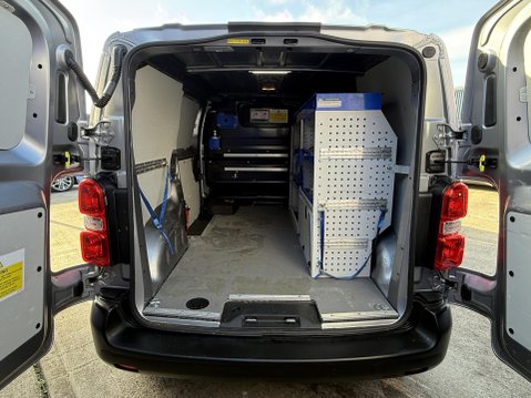 Vauxhall Vivaro 3100 75kWh Dynamic Panel Van 6dr Electric Auto L1 H1 (7.4kW Charger) (136 p 20