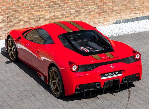 Ferrari 458 Speciale 9